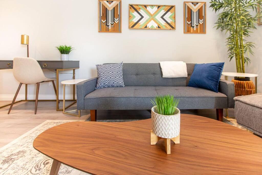 Beautiful & Cozy 1 Bedroom 1 Bath In The Westshore วิกตอเรีย ภายนอก รูปภาพ